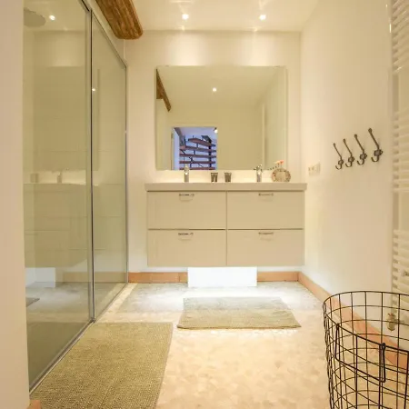 Apartment Jeanneke Bosch Iii Schin op Geul